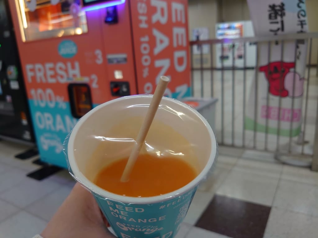 新鎌ケ谷駅FeedMEOrange_オレンジジュース