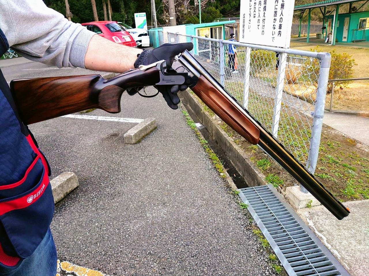 成田射撃場_銃