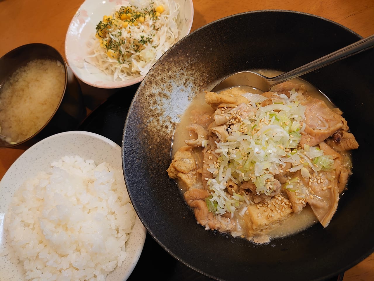 ふるたちばな_もつ煮込み定食