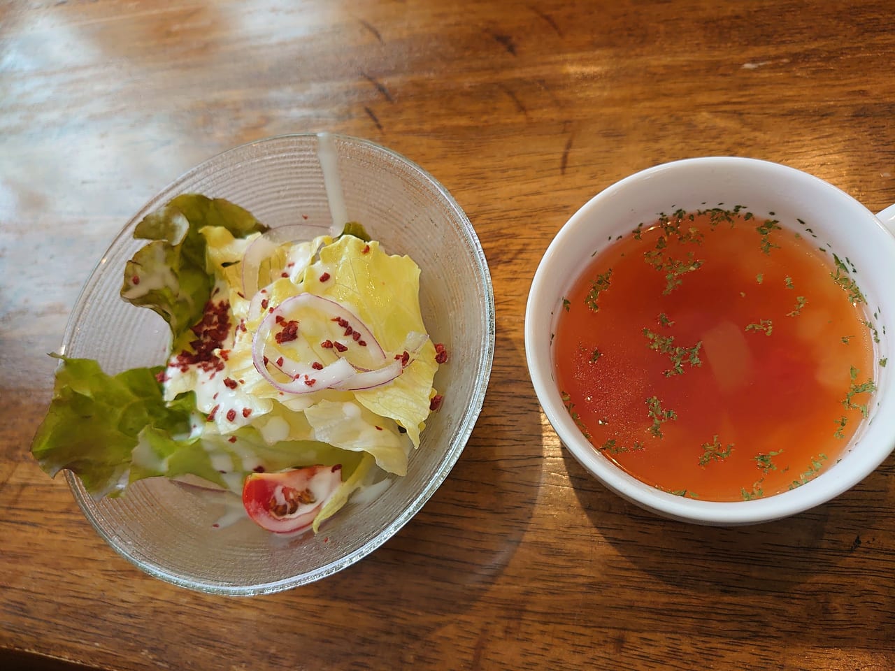 カフェ テルセール_スープとサラダ