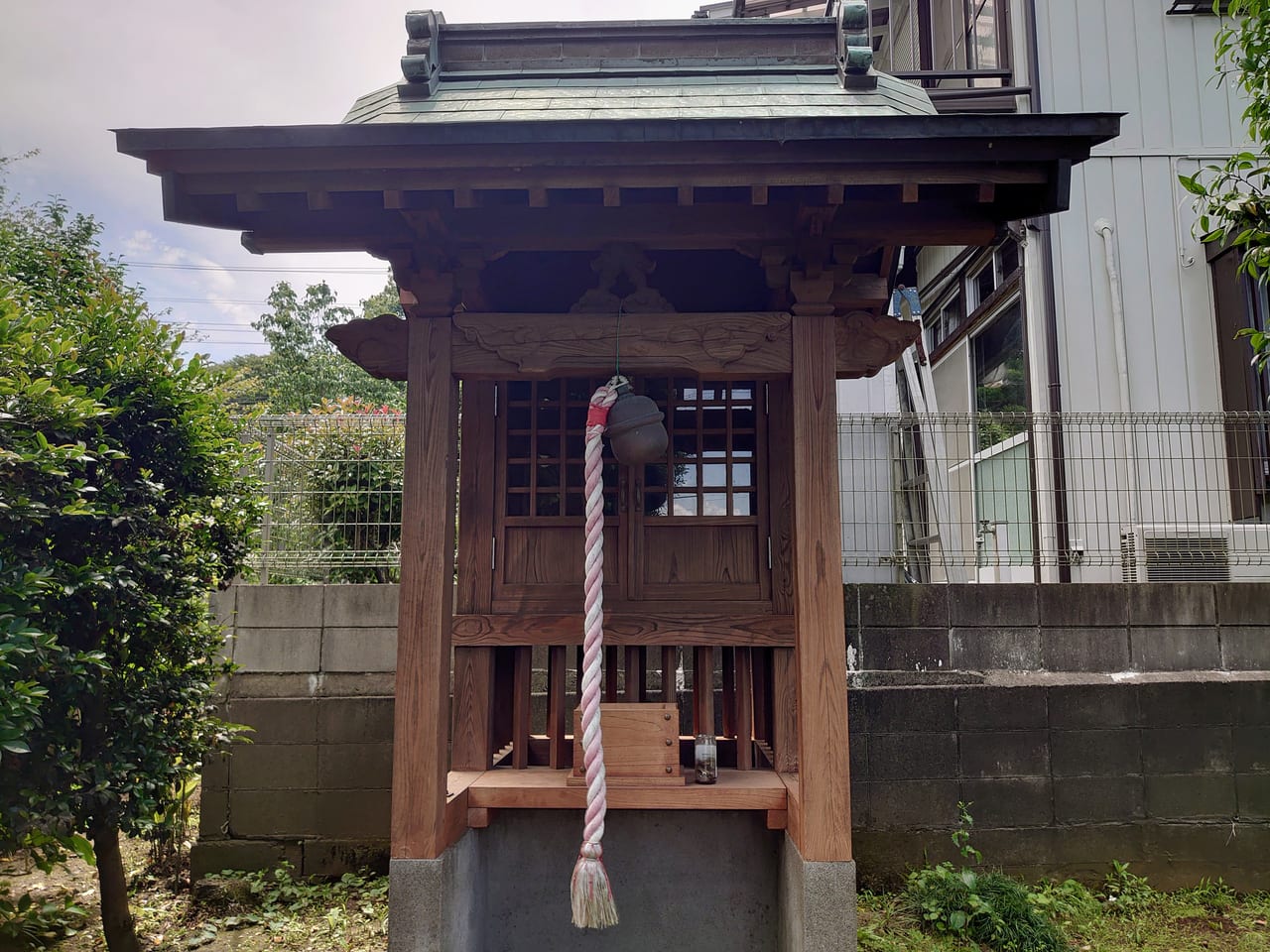 みたらしの池_祠