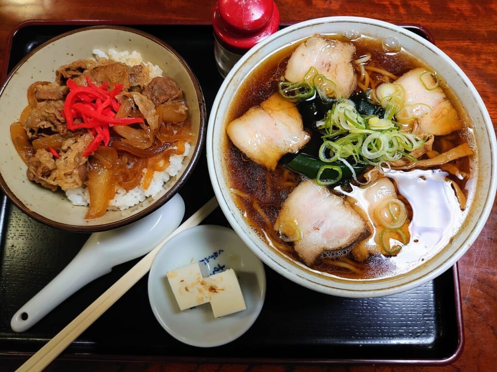 むさし家_チャーシューメンとミニ牛丼