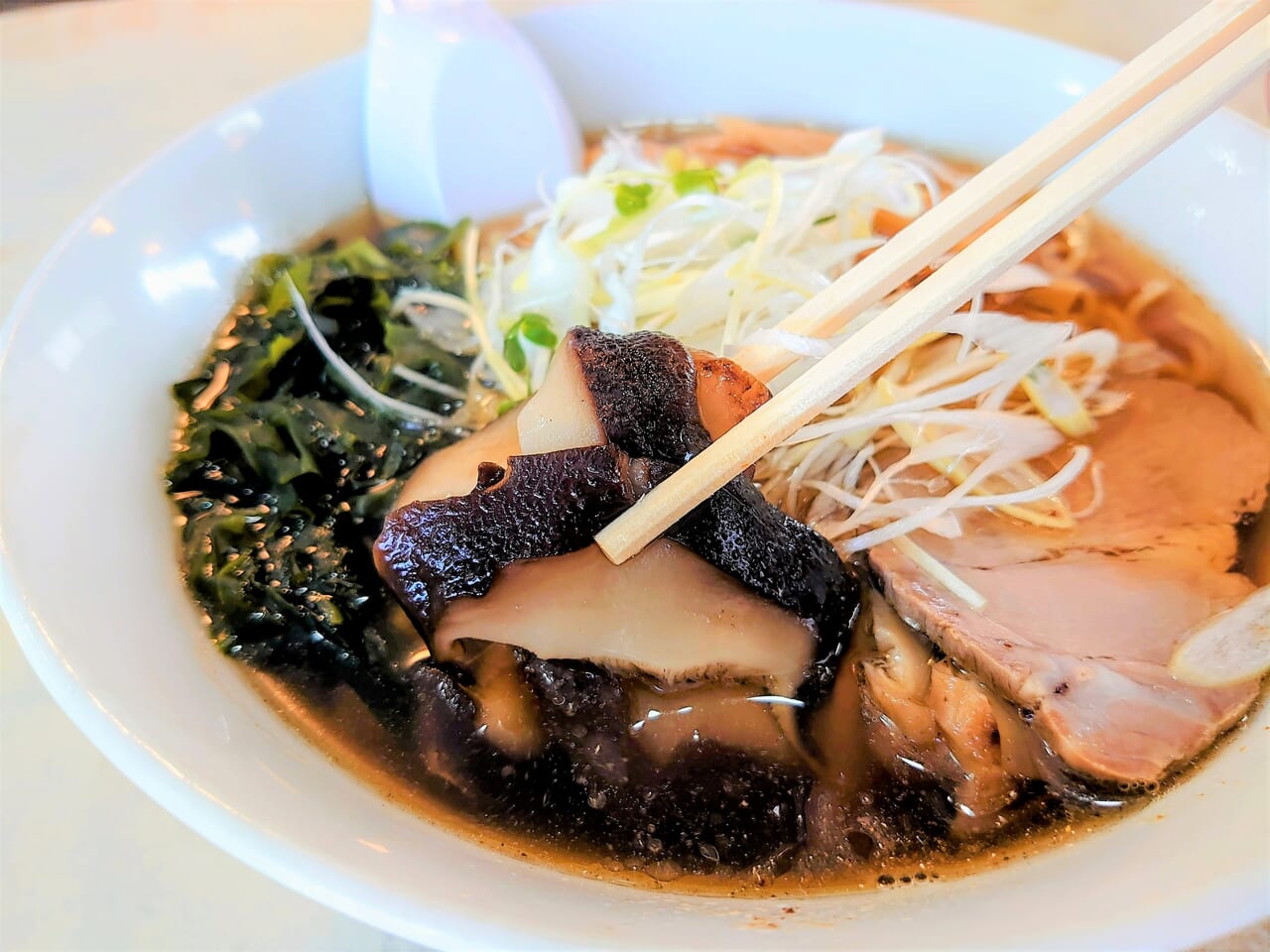 ひまわりラーメン_ラーメン醤油３