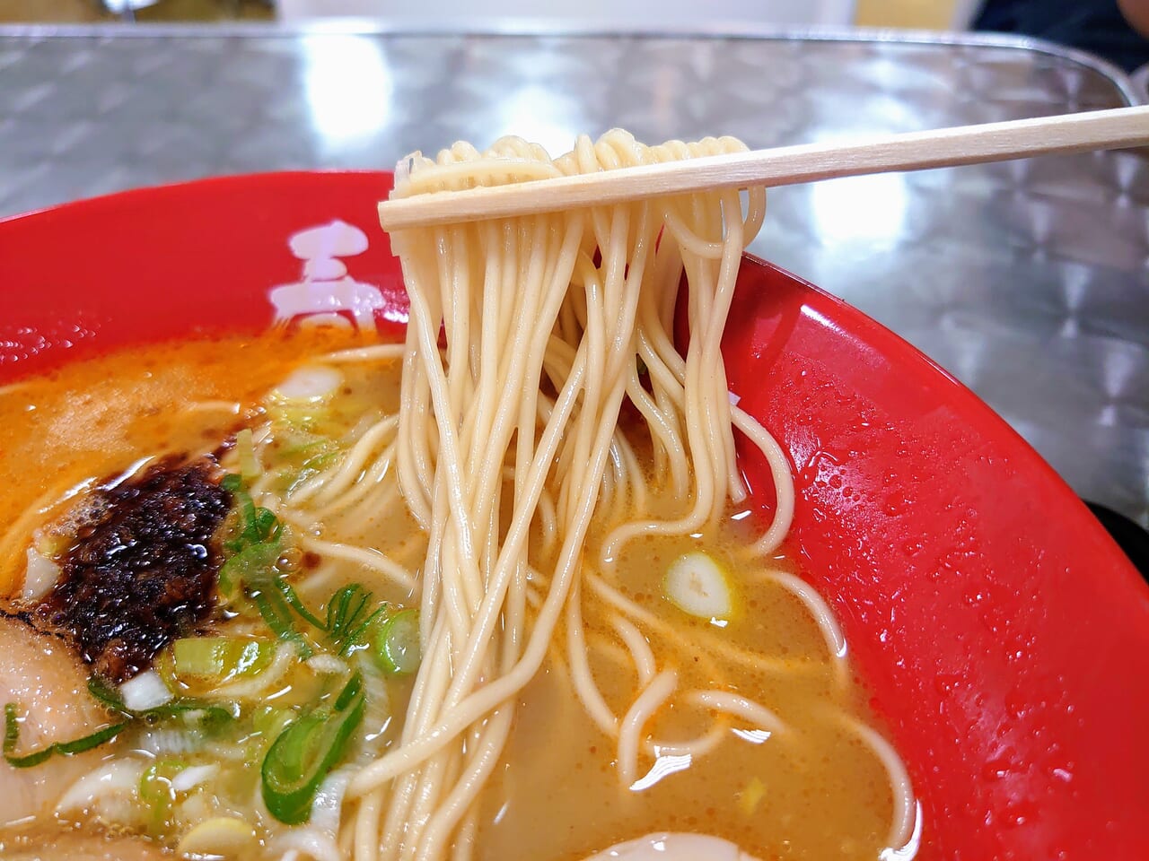 ラーメン春樹_麺リフト