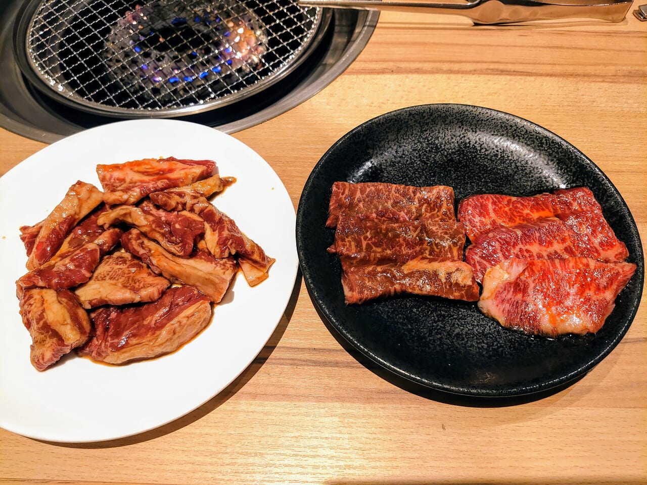 くいどん鎌ヶ谷_肉カルビとハラミ