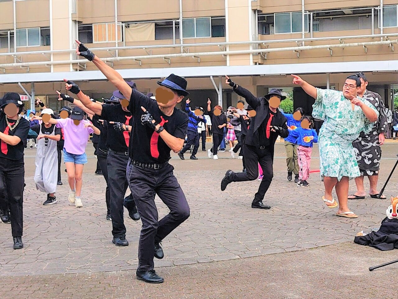 しらさぎ公園秋祭り_おやじダンサーズ