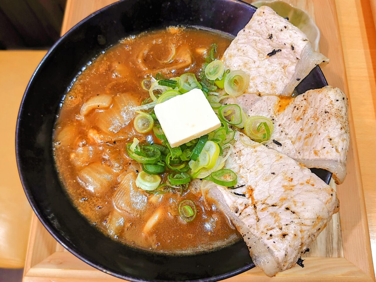 カルビ丼あらた_カレーうどん２