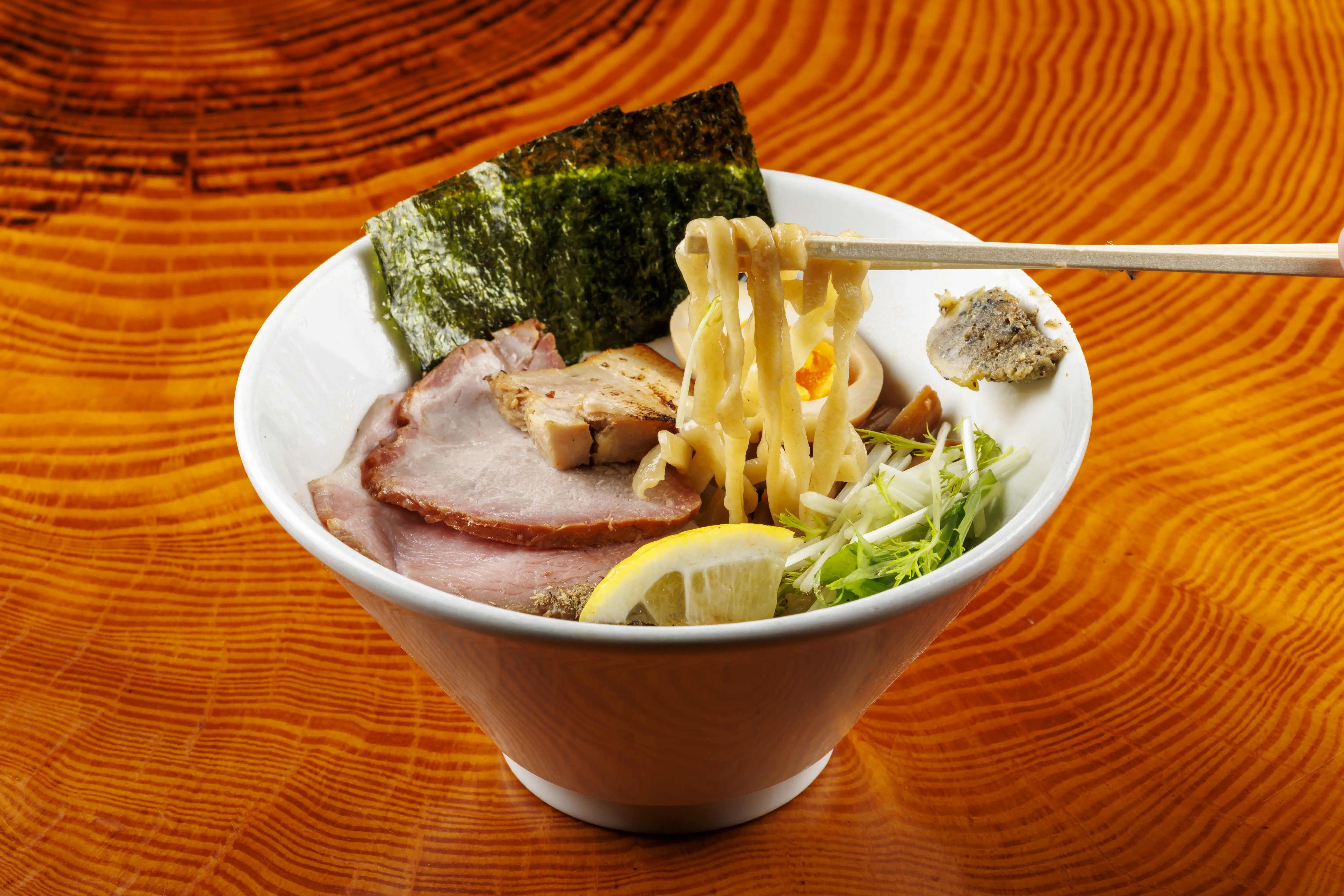 むべ富士虎屋コラボレーション_ラーメンむべ２