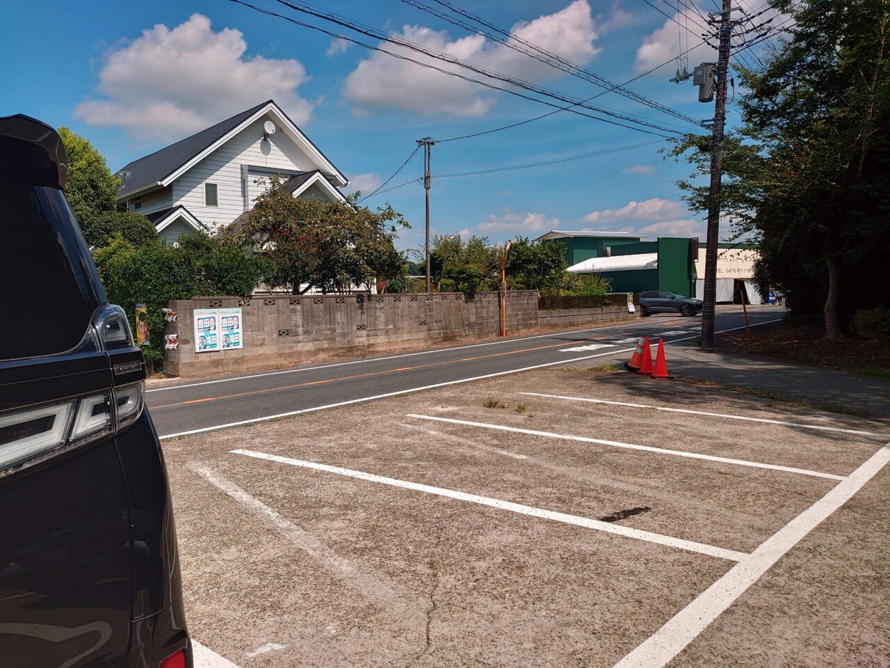 虎森_駐車場
