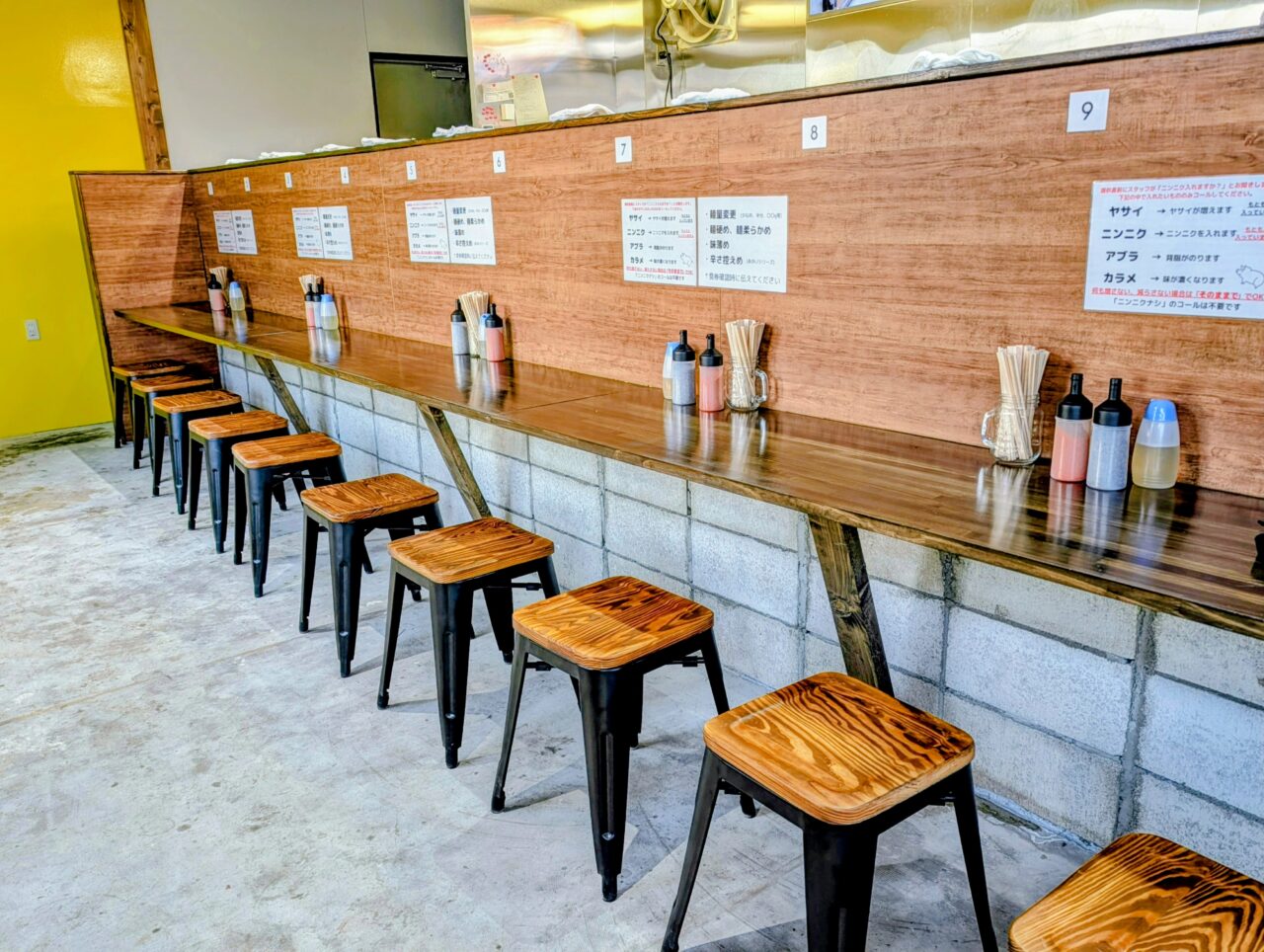 ぶたけん。オープン_内観２