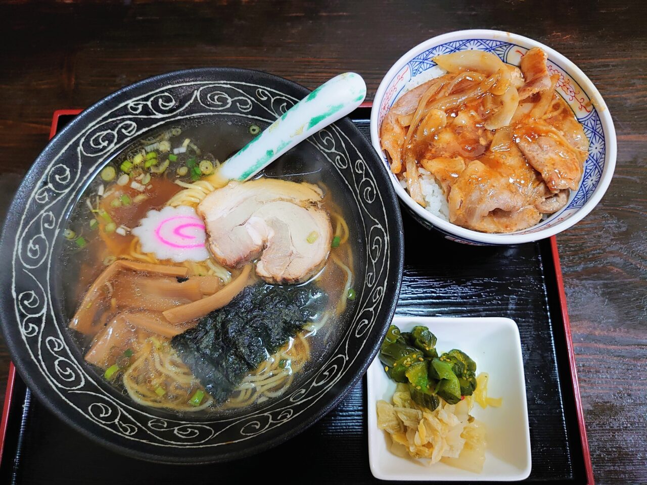 たから亭_ラーメン焼肉丼セット１
