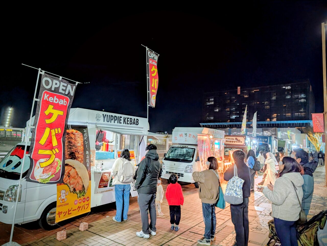 イルミライINZAI2025BMX_キッチンカー