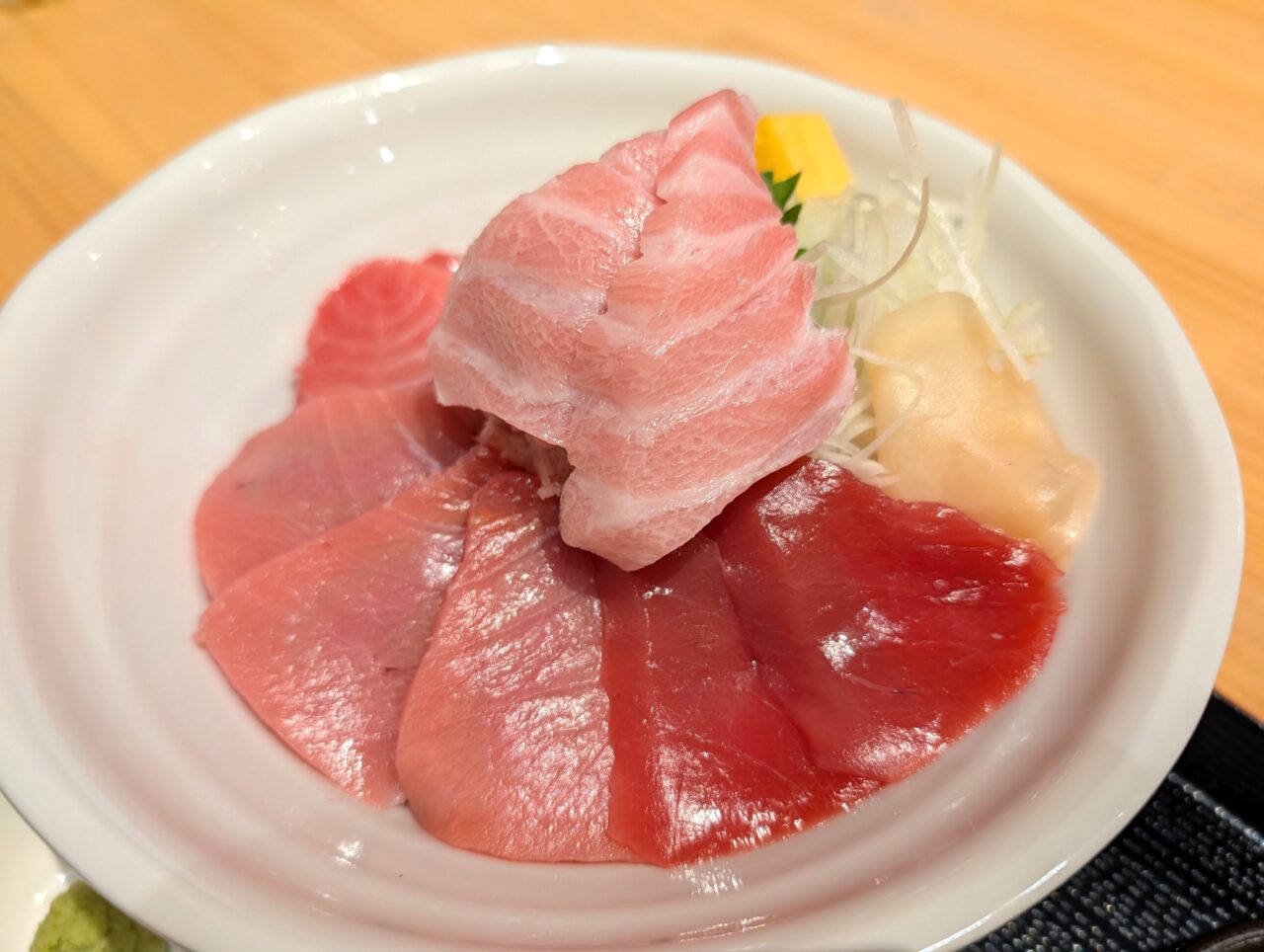 篭の鳥ディナー2025_本マグロ丼４