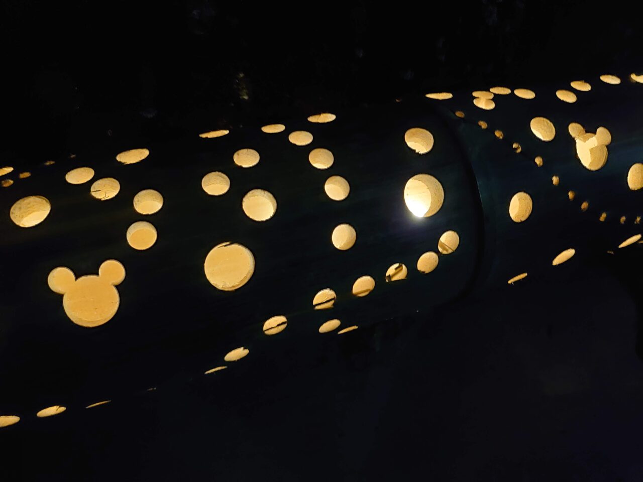 師戸宗像神社大晦日2025_竹灯籠２