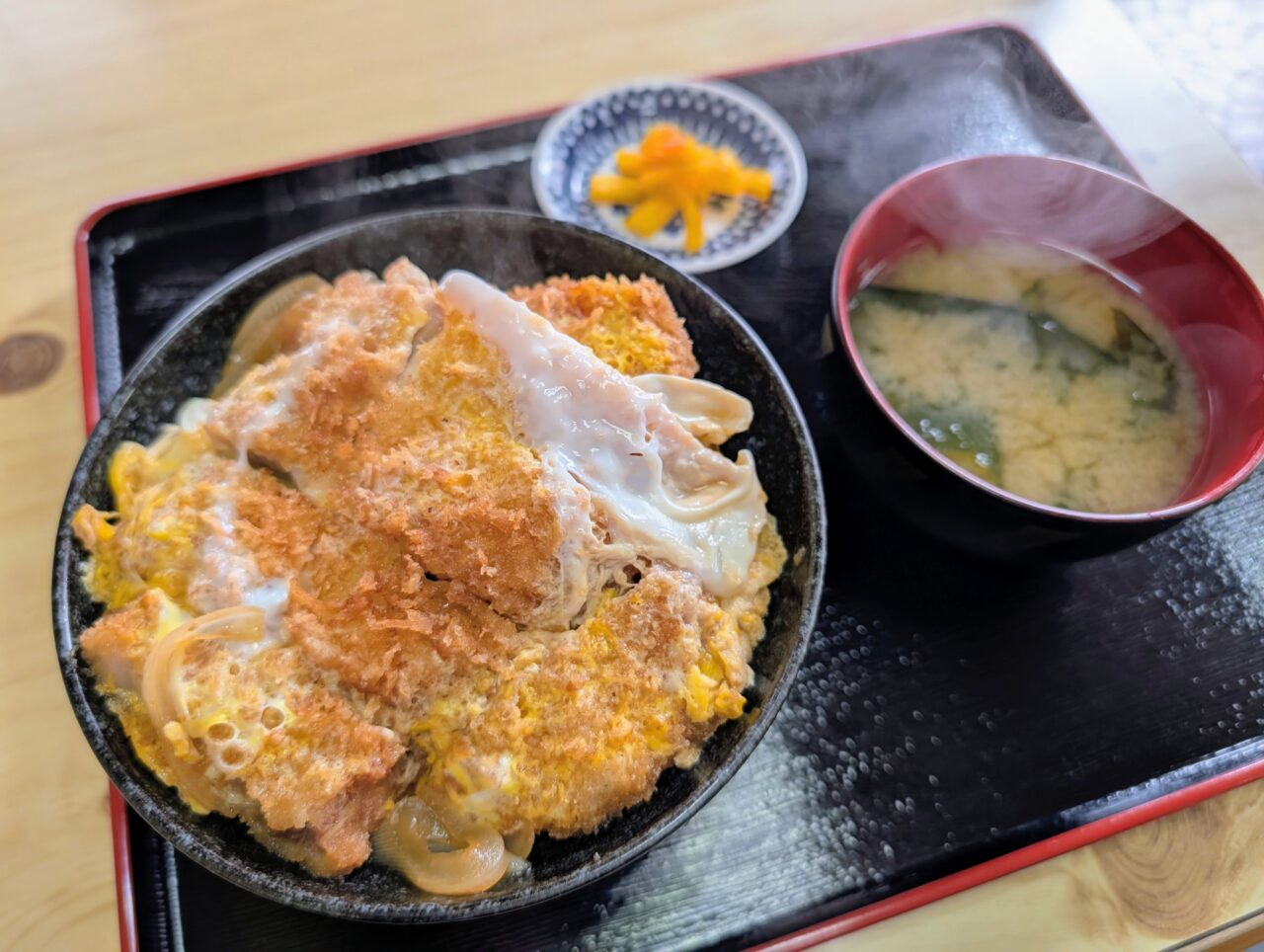 中華萬盛庵オープン_カツ丼