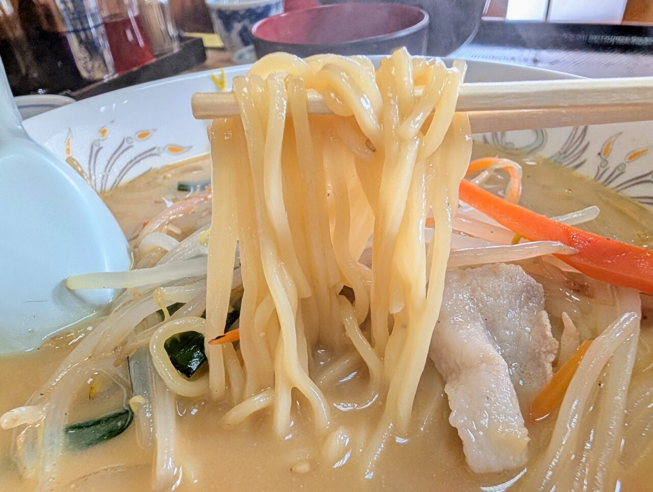 中華萬盛庵オープン_麺