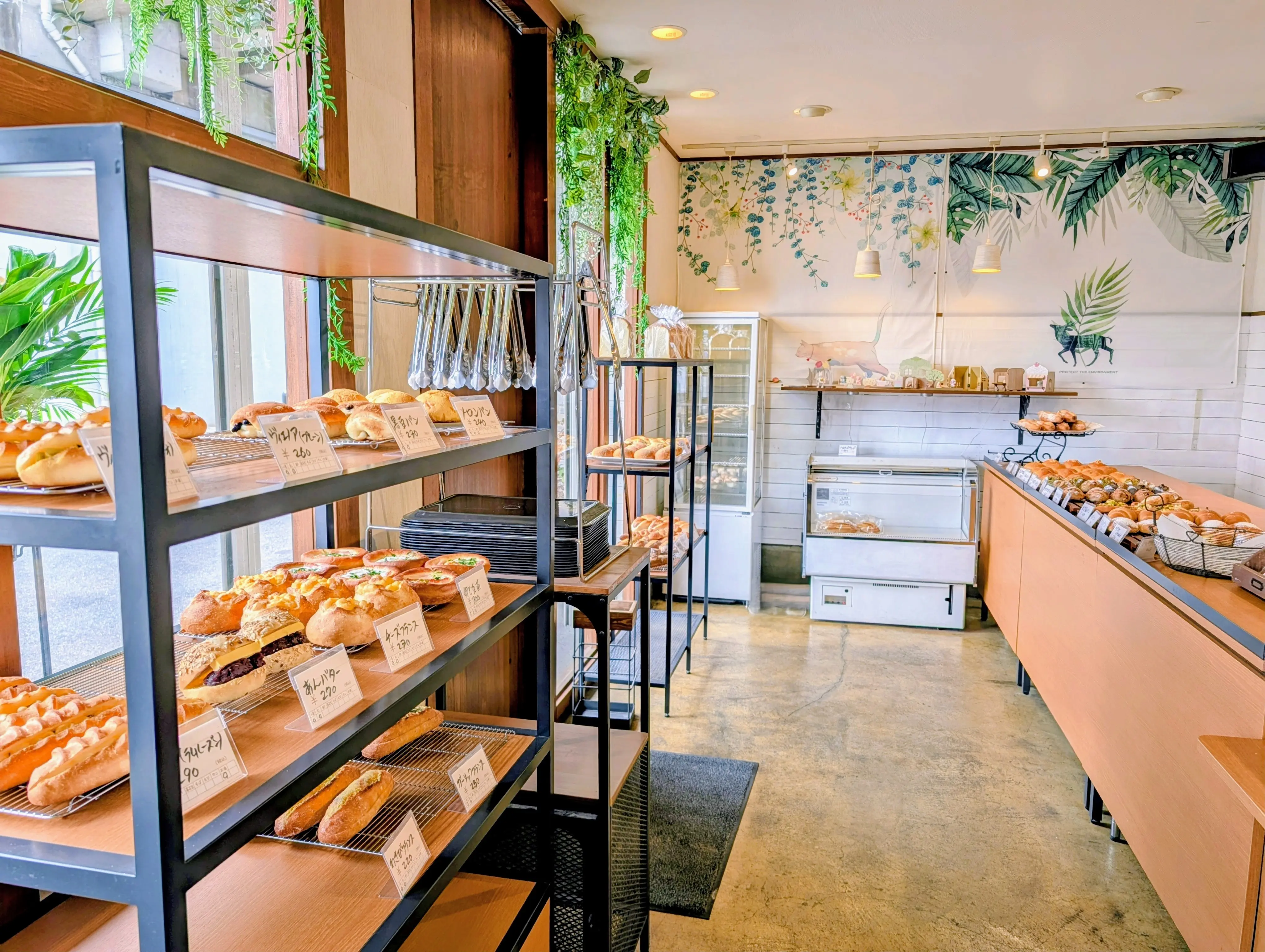 アミュゾンオープン_内観１