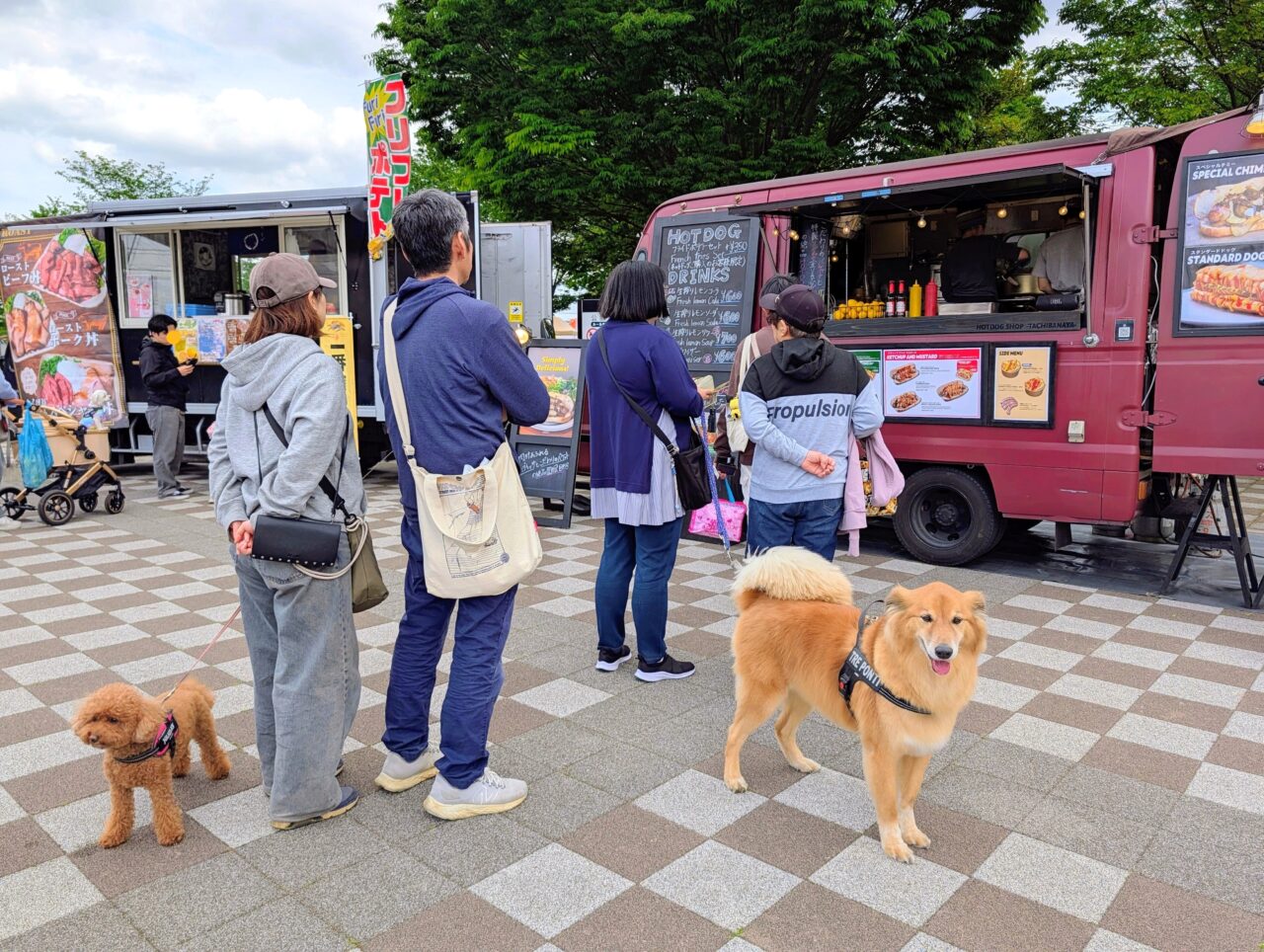 犬と春祭り2026年4月2_キッチンカー