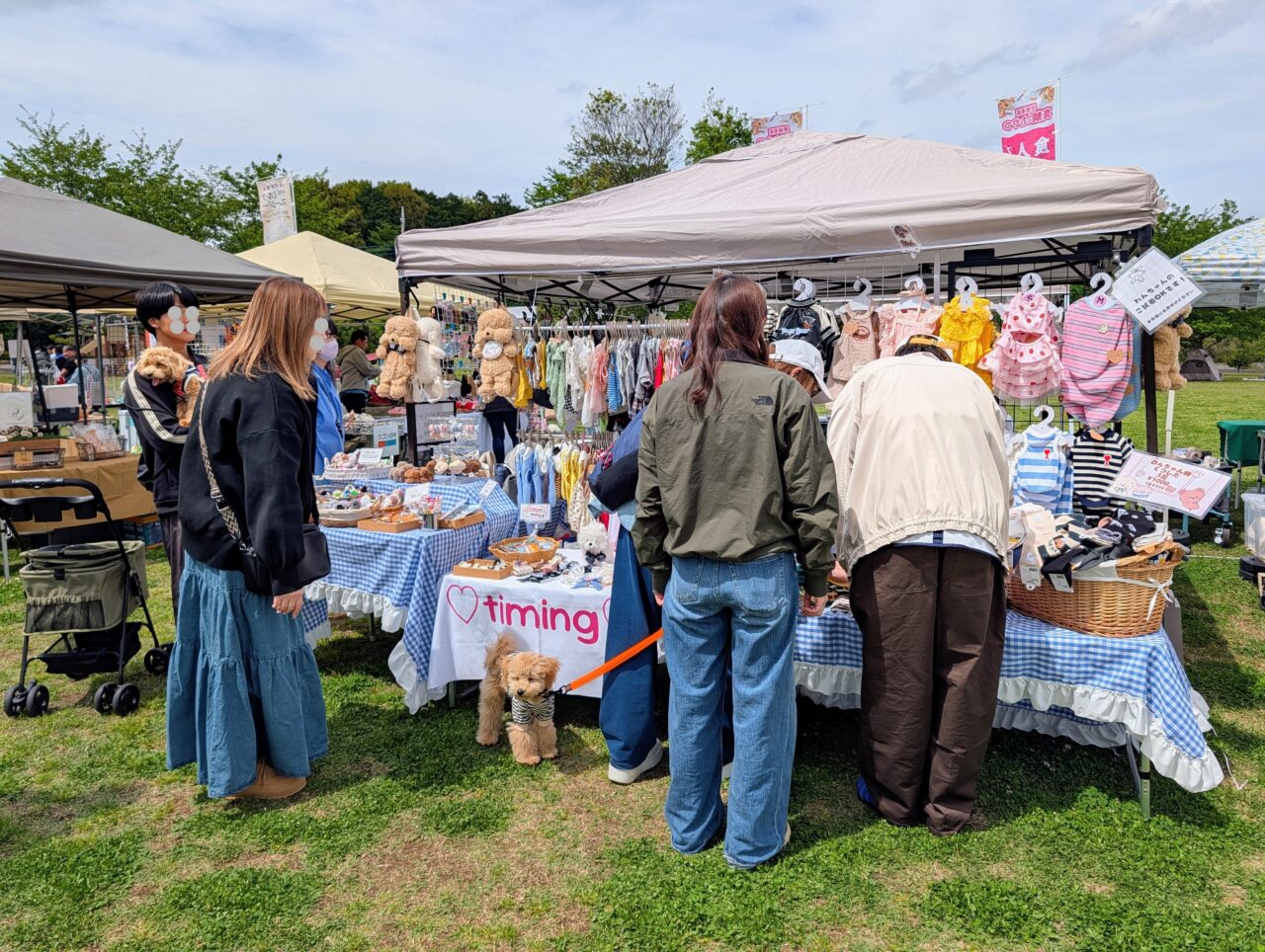 犬と春祭り2026年4月2_マルシェ３
