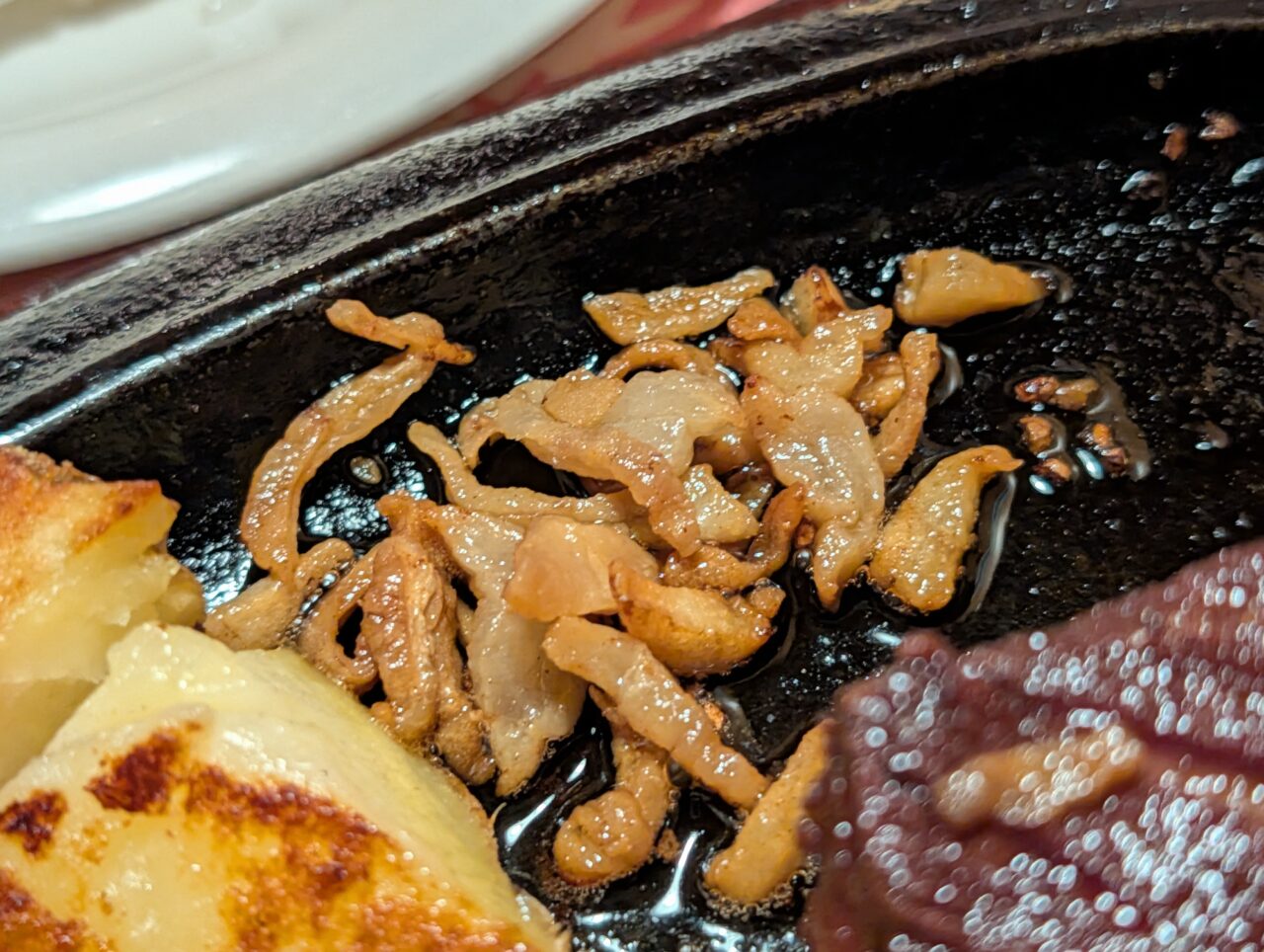 ステーキモウモウ閉店_豚背脂