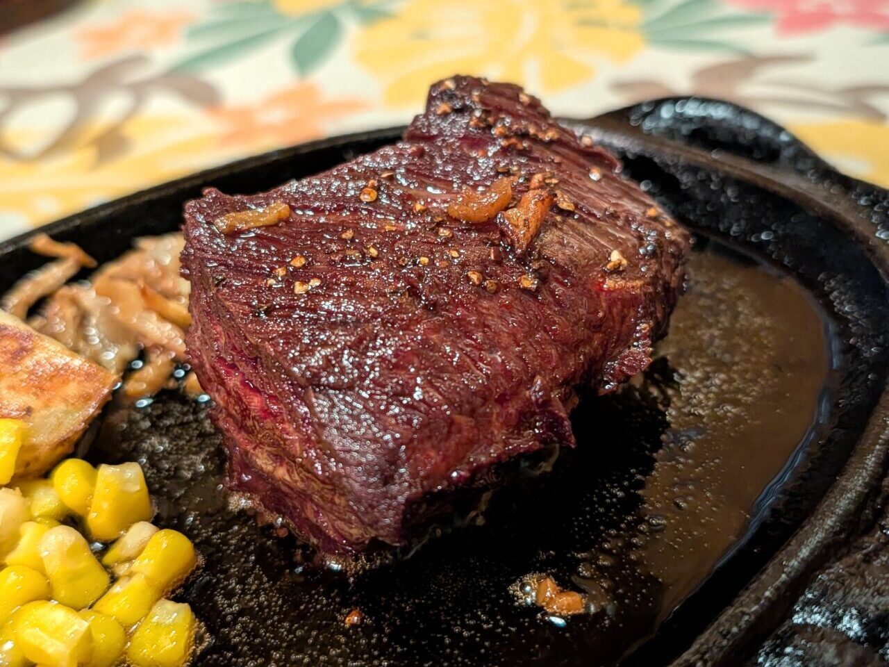 ステーキモウモウ閉店_肉２-２