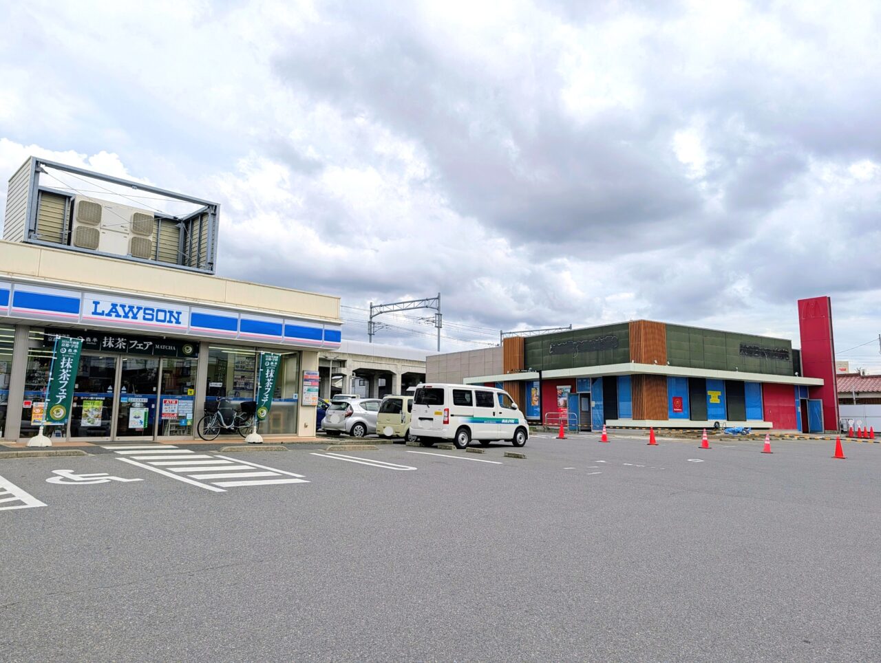 マクドナルド464鎌ヶ谷店休業_ローソン
