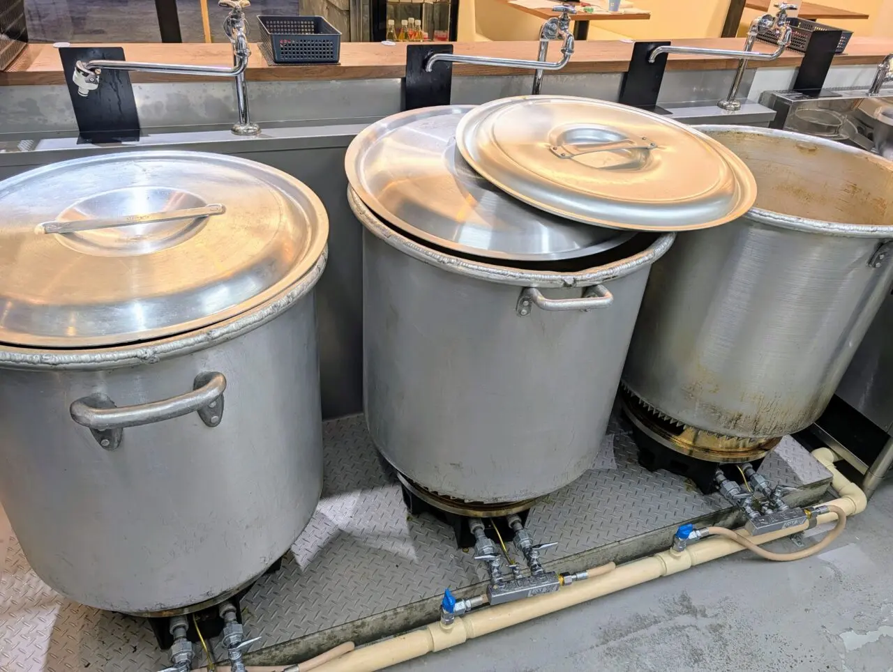 との丸家船取店_厨房１