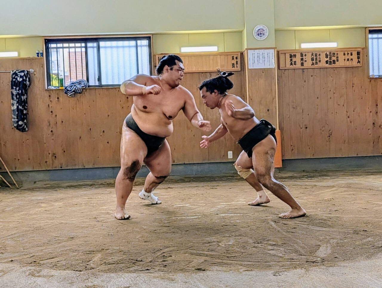 朝日山部屋稽古2026_実戦1
