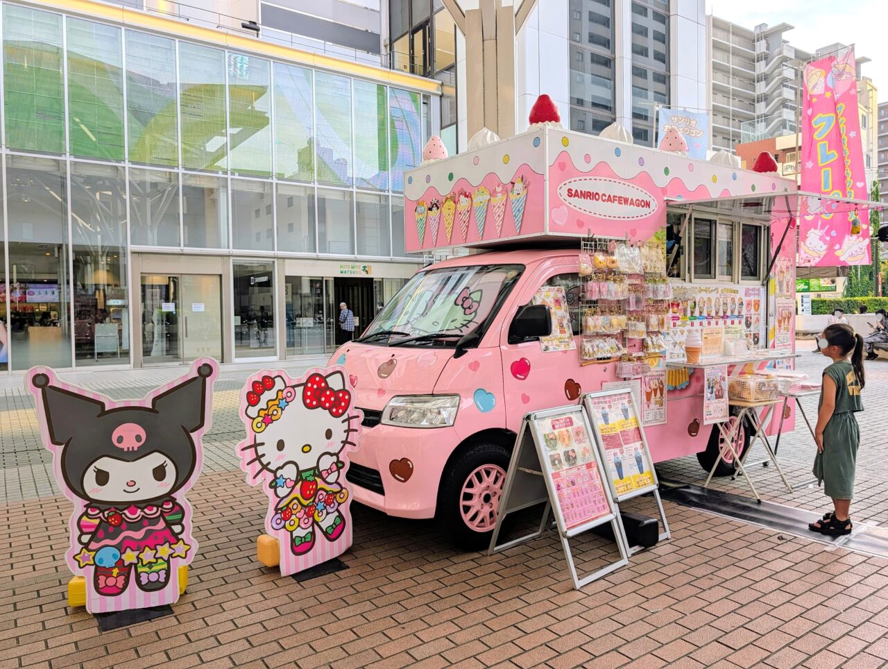 サンリオカフェワゴンイオン千葉NT2026年8月_ワゴン
