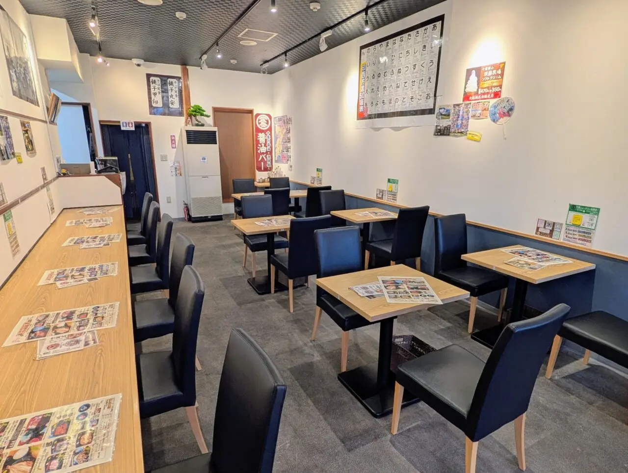 せんば食堂竹岡式ラーメン_内観１
