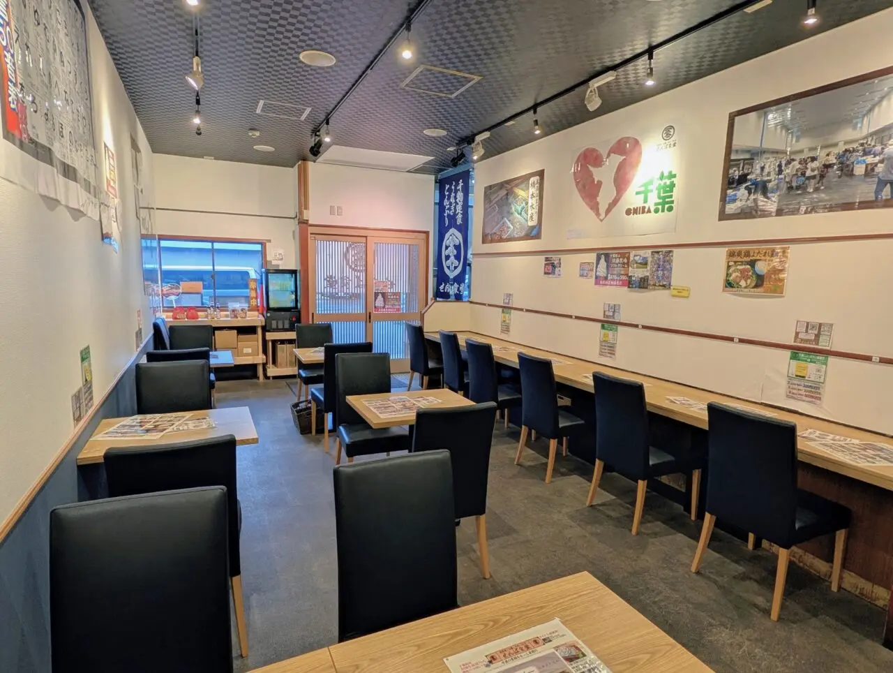 せんば食堂竹岡式ラーメン_内観２